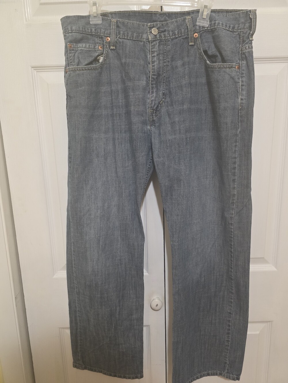 Levi's Men's Straight-Leg Jeans in Faded Blue